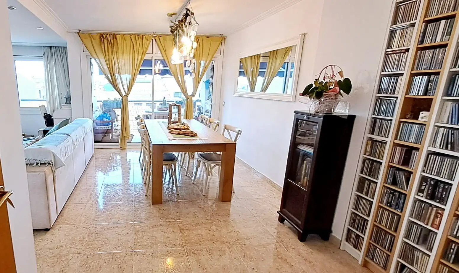 Comedor de Dúplex en venta en Malgrat de Mar con Aire acondicionado, Terraza y Amueblado