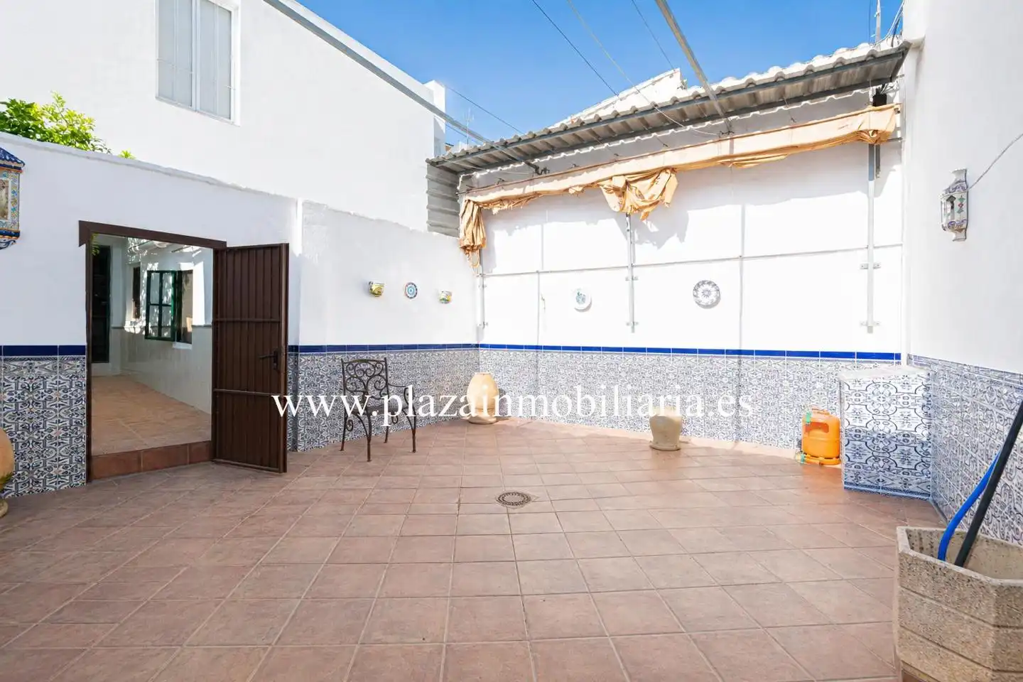 Vista exterior de Casa o chalet en venta en Lucena con Trastero y Balcón
