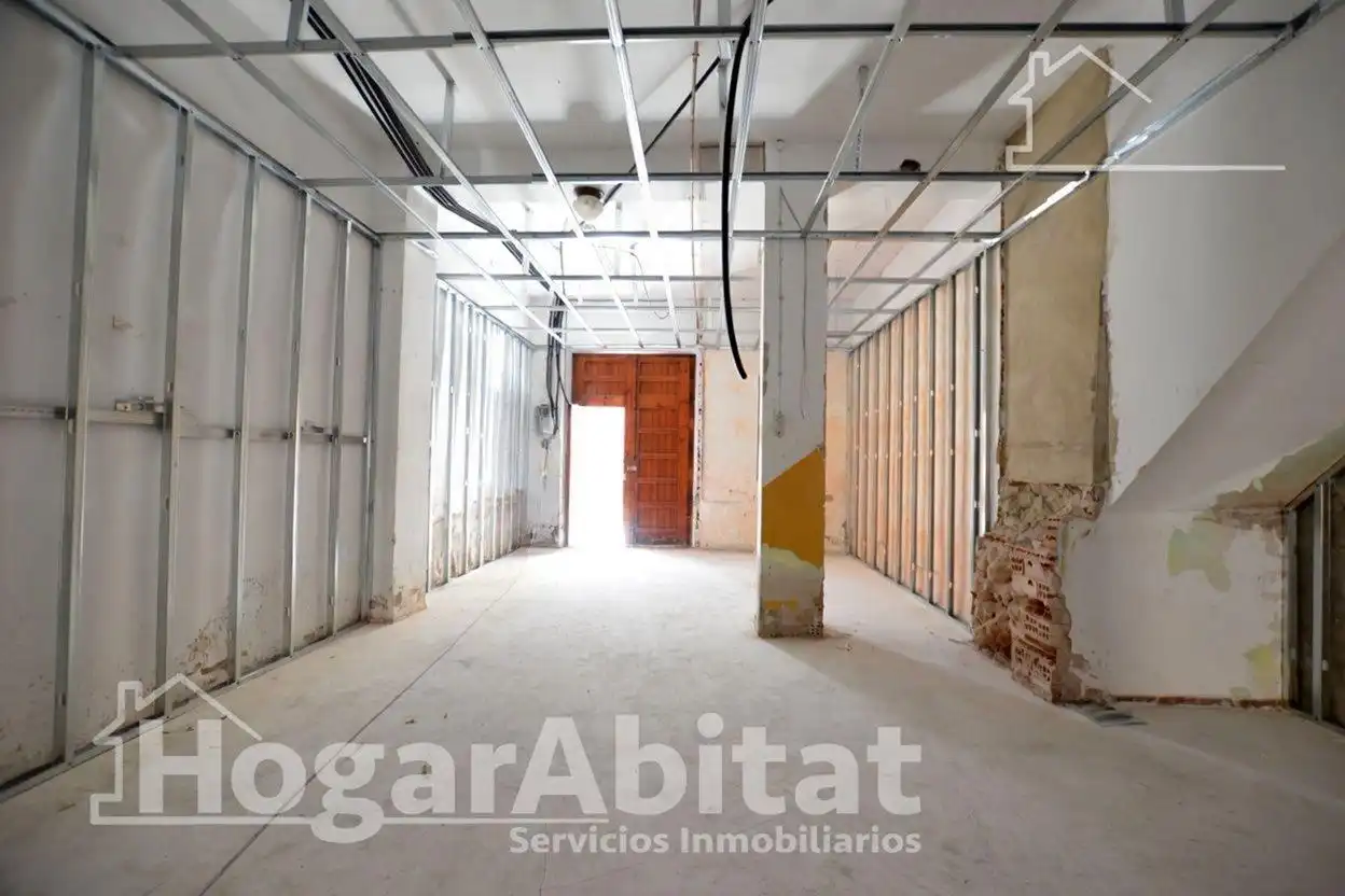 Wohnung zum Verkauf in Xeraco mit Privatgarten und Abstellraum