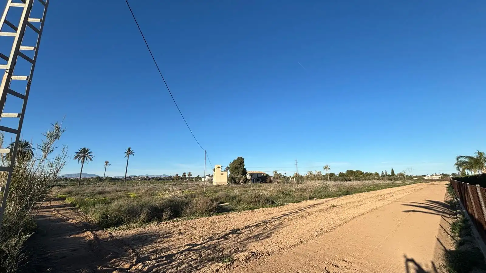 Außenansicht von Grundstücke zum Verkauf in Elche / Elx
