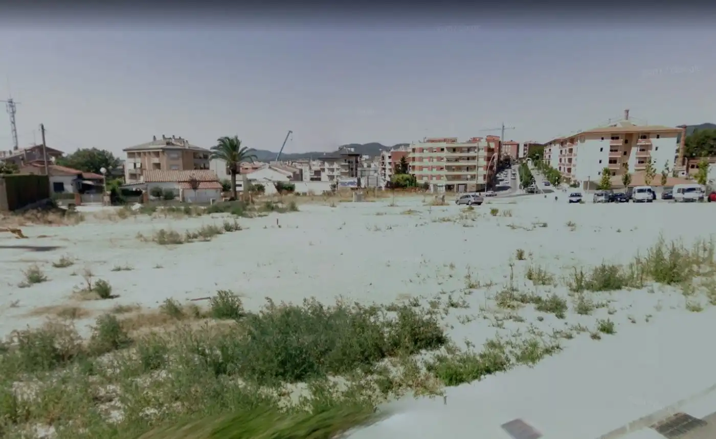 Lands and plots for sale in Piera