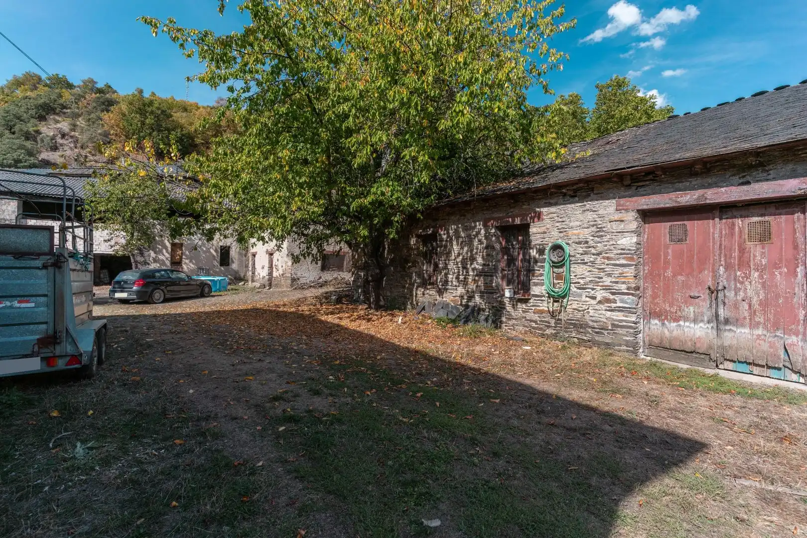 Vista exterior de Casa o chalet en venta en Palacios del Sil con Jardín privado
