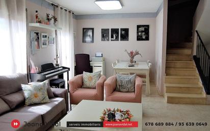 Living room of Single-family semi-detached for sale in Begues  with Terrace