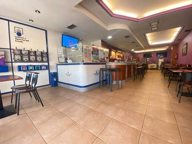 Local comercial en Venta en Travesía de Meicende en Pastoriza