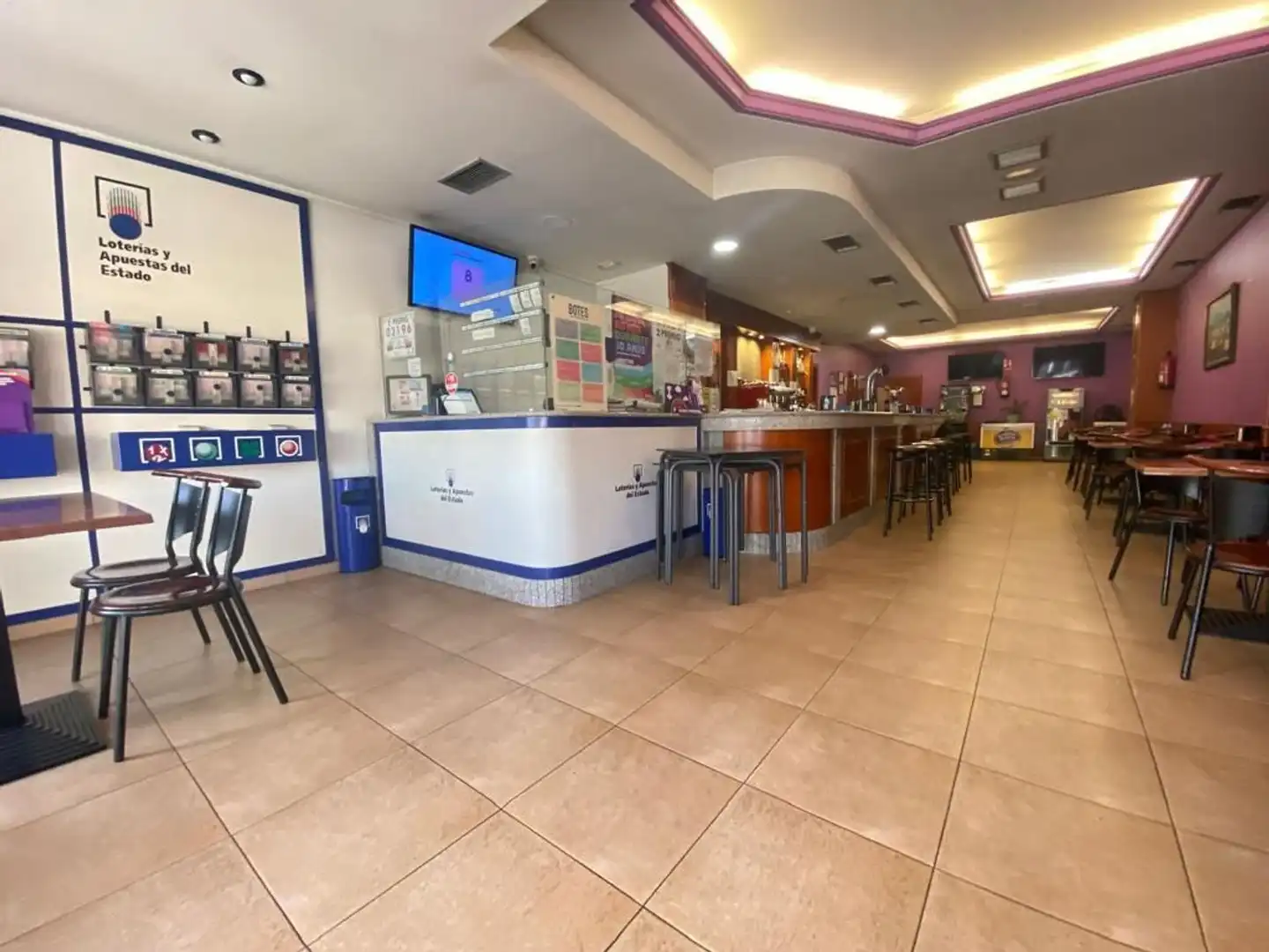 Local comercial en venda a Travesía de Meicende