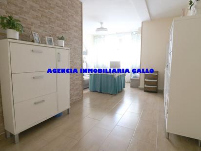 Flat for sale in  Sevilla Capital  with Air Conditioner