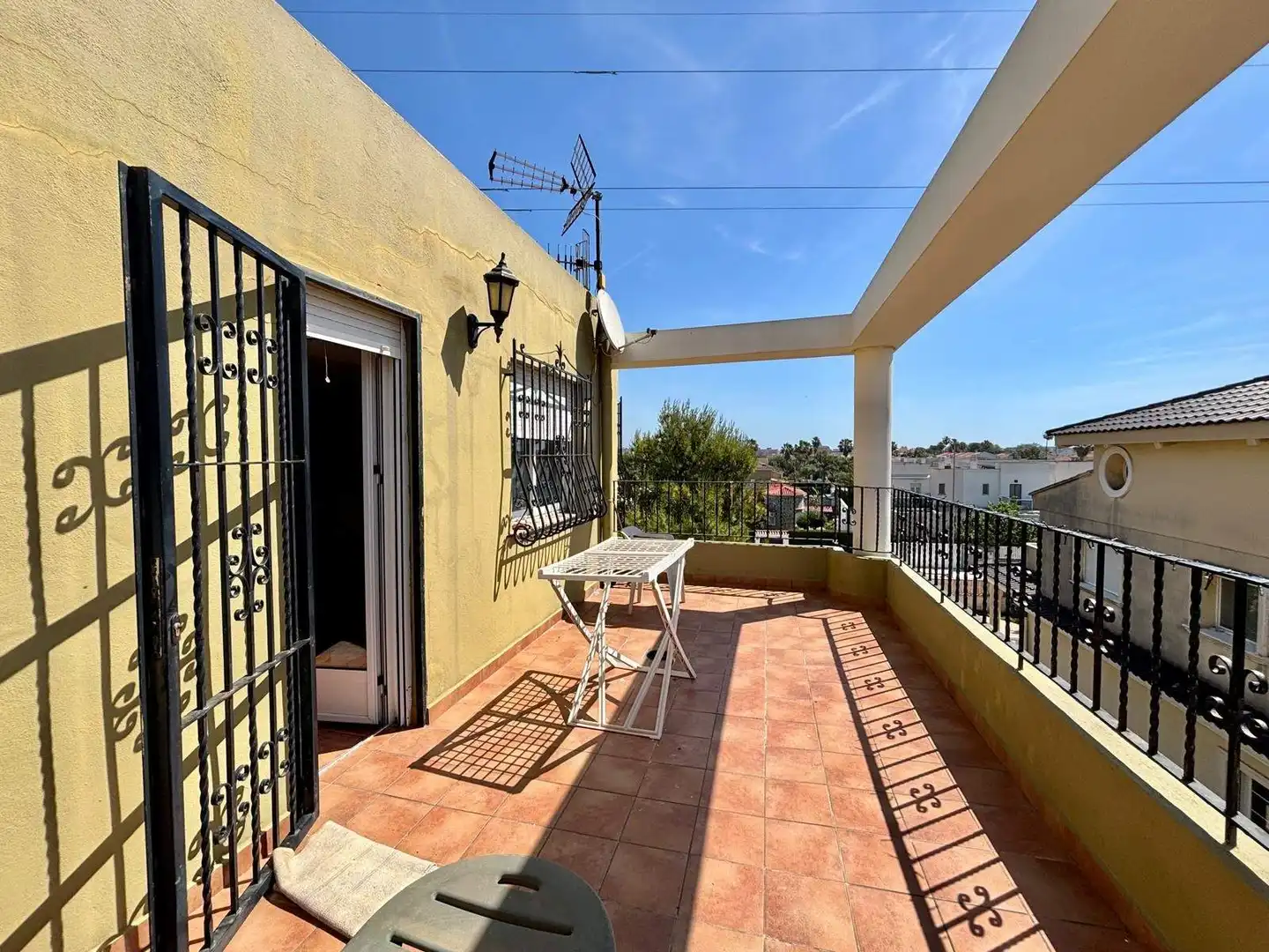 Terrace of Houses for sale in Daimús  with Private garden, Terrace and Storage room