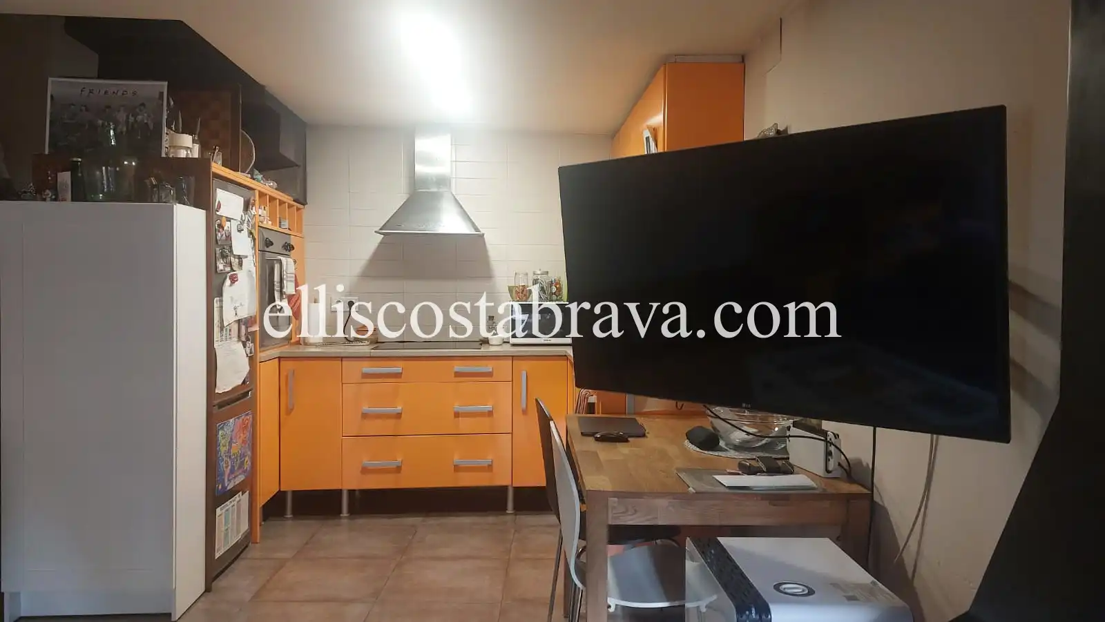 Cuina de Casa adosada en venda en Albons amb Aire condicionat i Terrassa