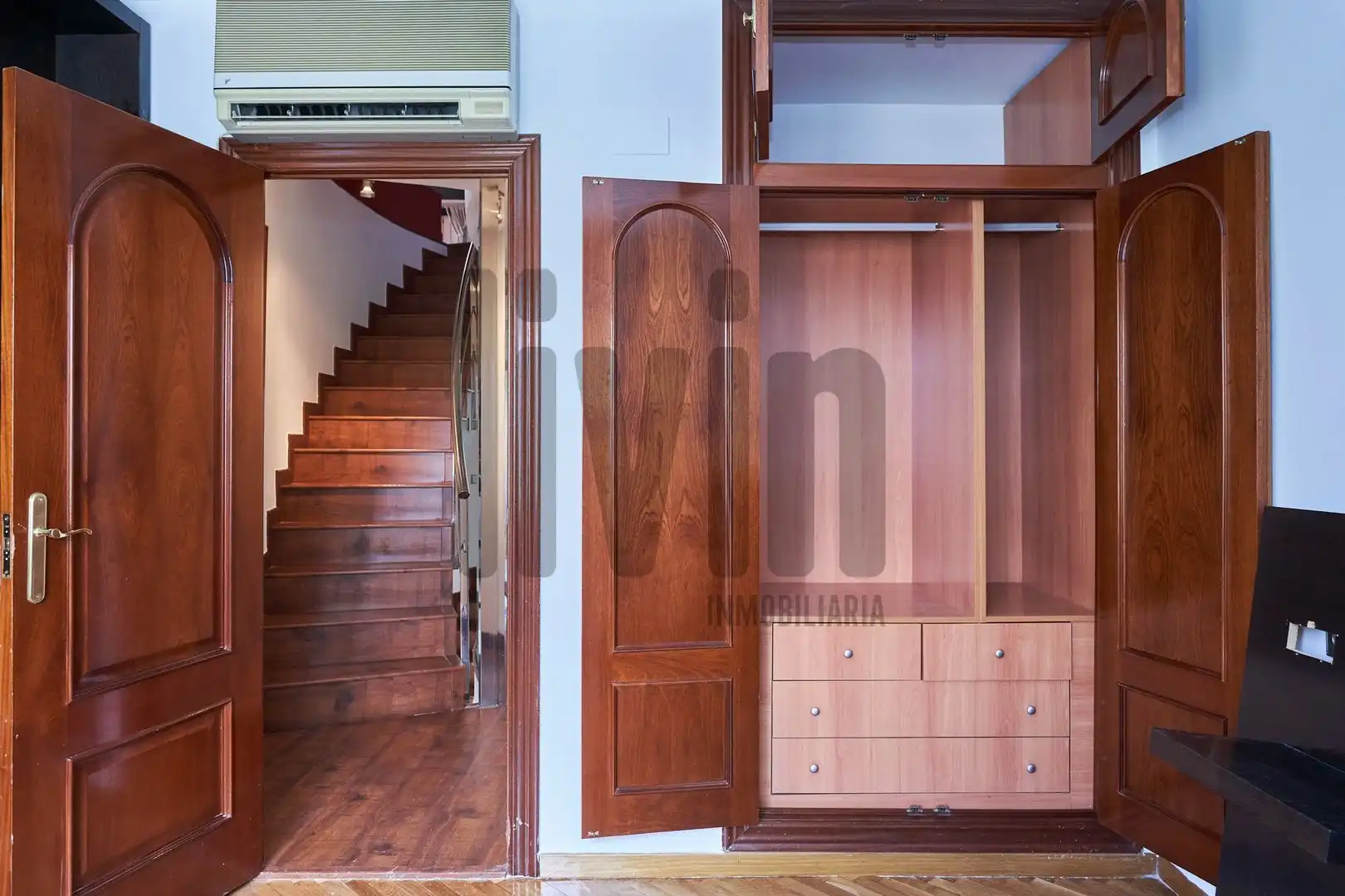 Bedroom of Houses for sale in Jaén  with Air Conditioner, Heating and Terrace