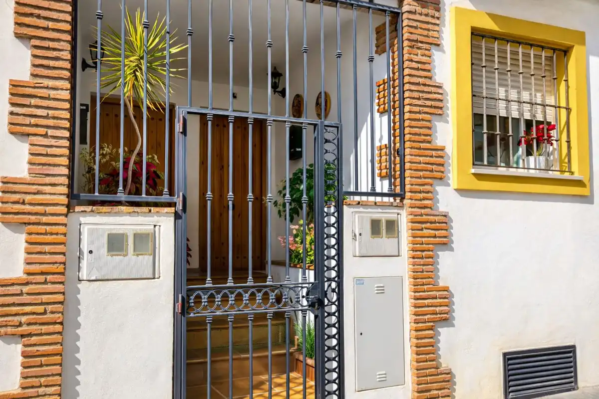 Casa adosada en venda en San Roque amb Aire condicionat, Jardí privat i Terrassa