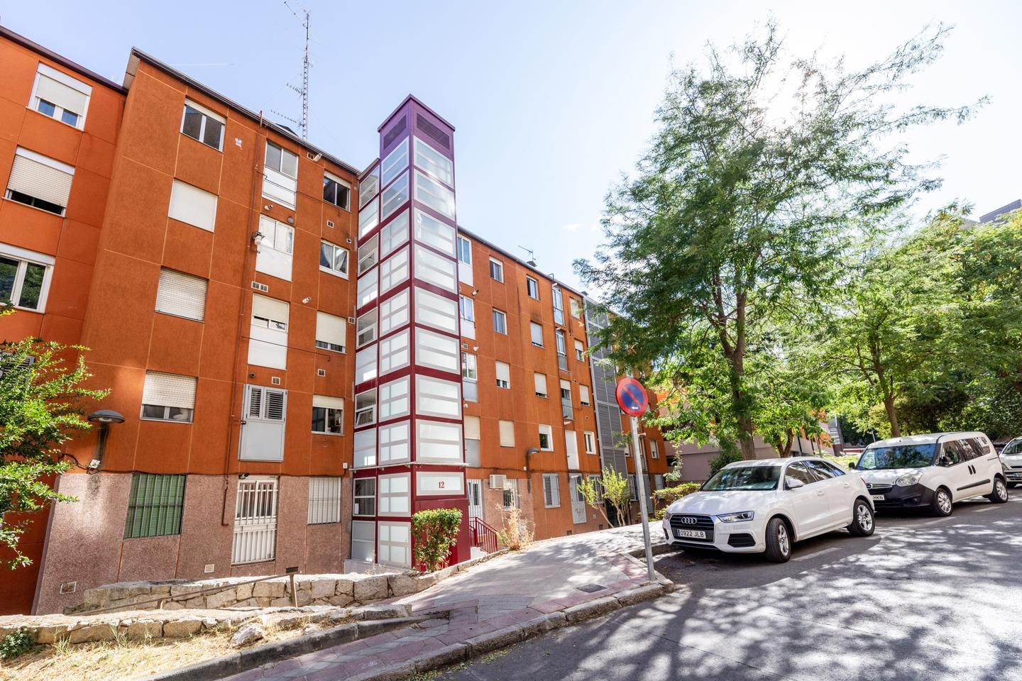 Vista exterior de Piso en venta en  Madrid Capital con Calefacción, Trastero y Balcón