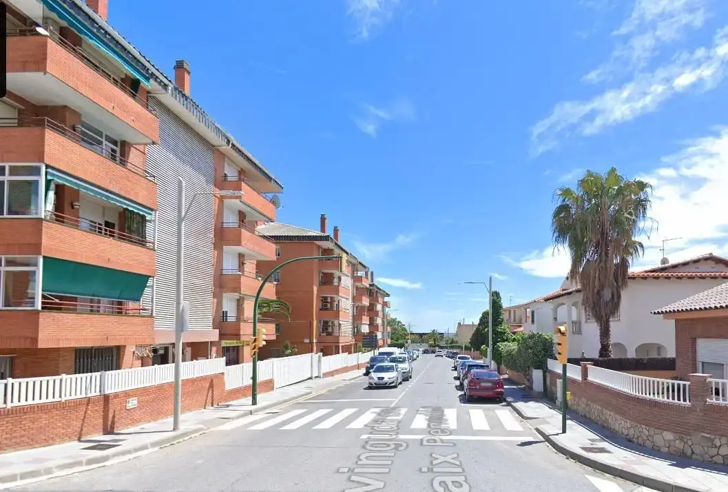 Pis amb ascensor en venda a BAIX PENEDES