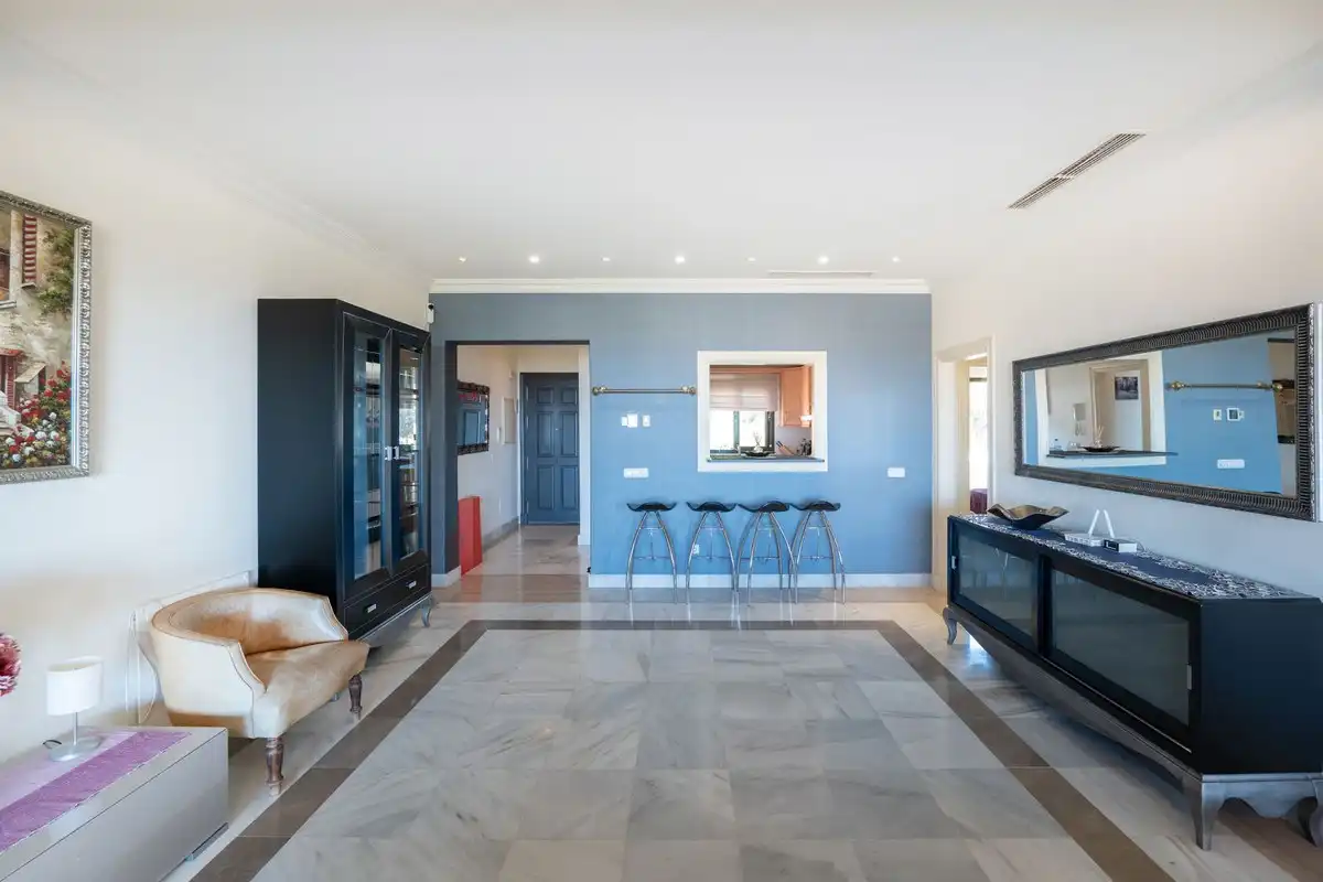 Ático de alquiler en Estepona con Aire acondicionado, Jardín privado y Terraza