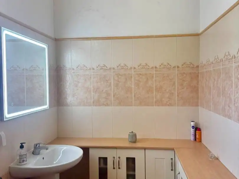 Bany de Casa o xalet en venda en Ginestar, Tarragona