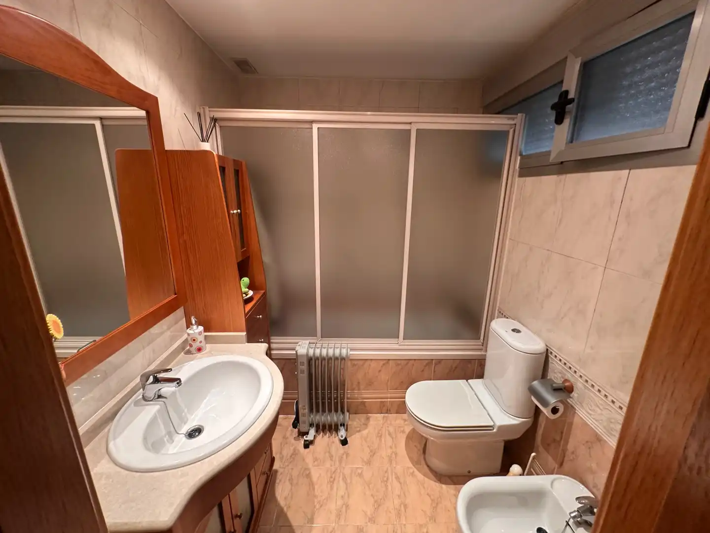 Badezimmer von Haus oder Chalet zum Verkauf in Cuenca mit Heizung, Terrasse und Möbliert
