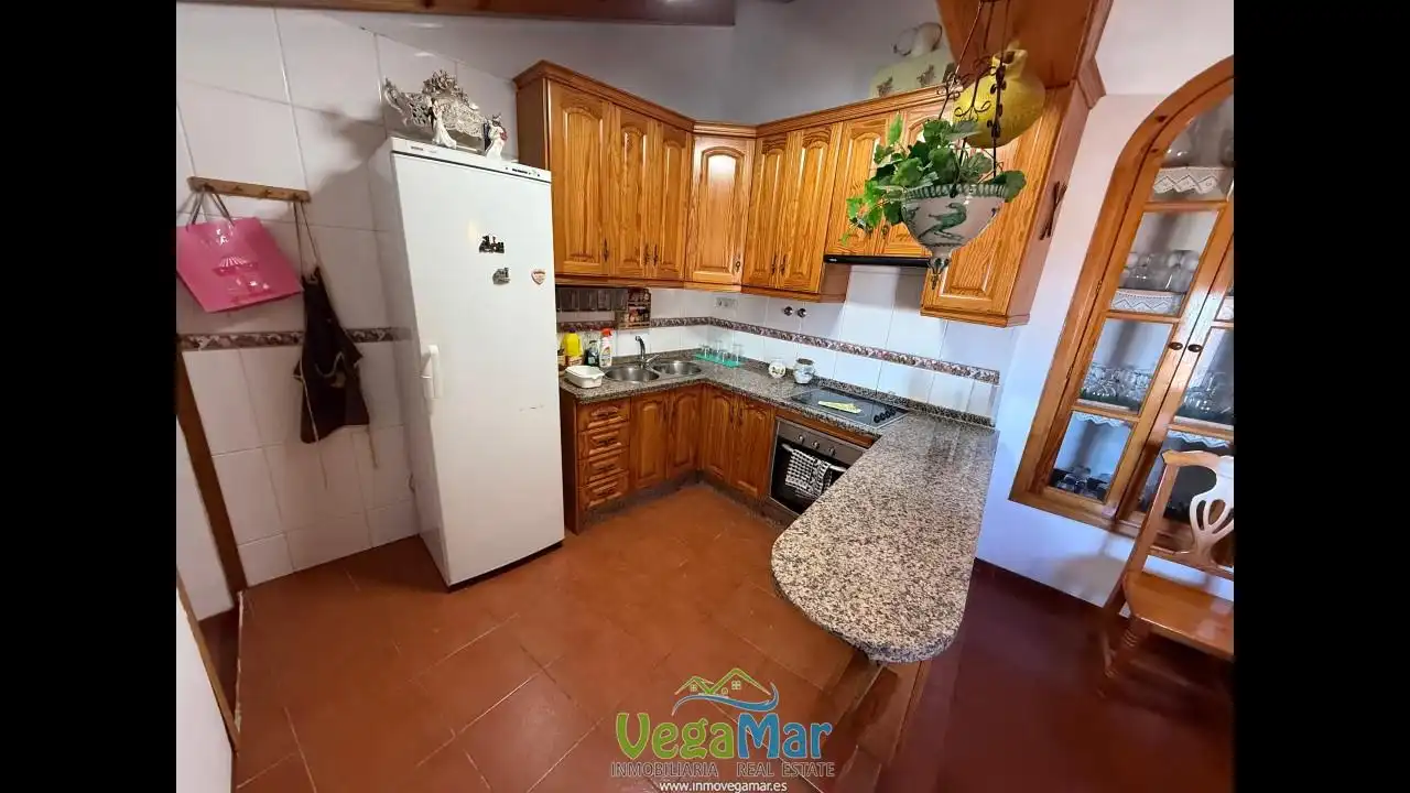Cocina de Casa o chalet en venta en Almuñécar con Aire acondicionado, Jardín privado y Terraza