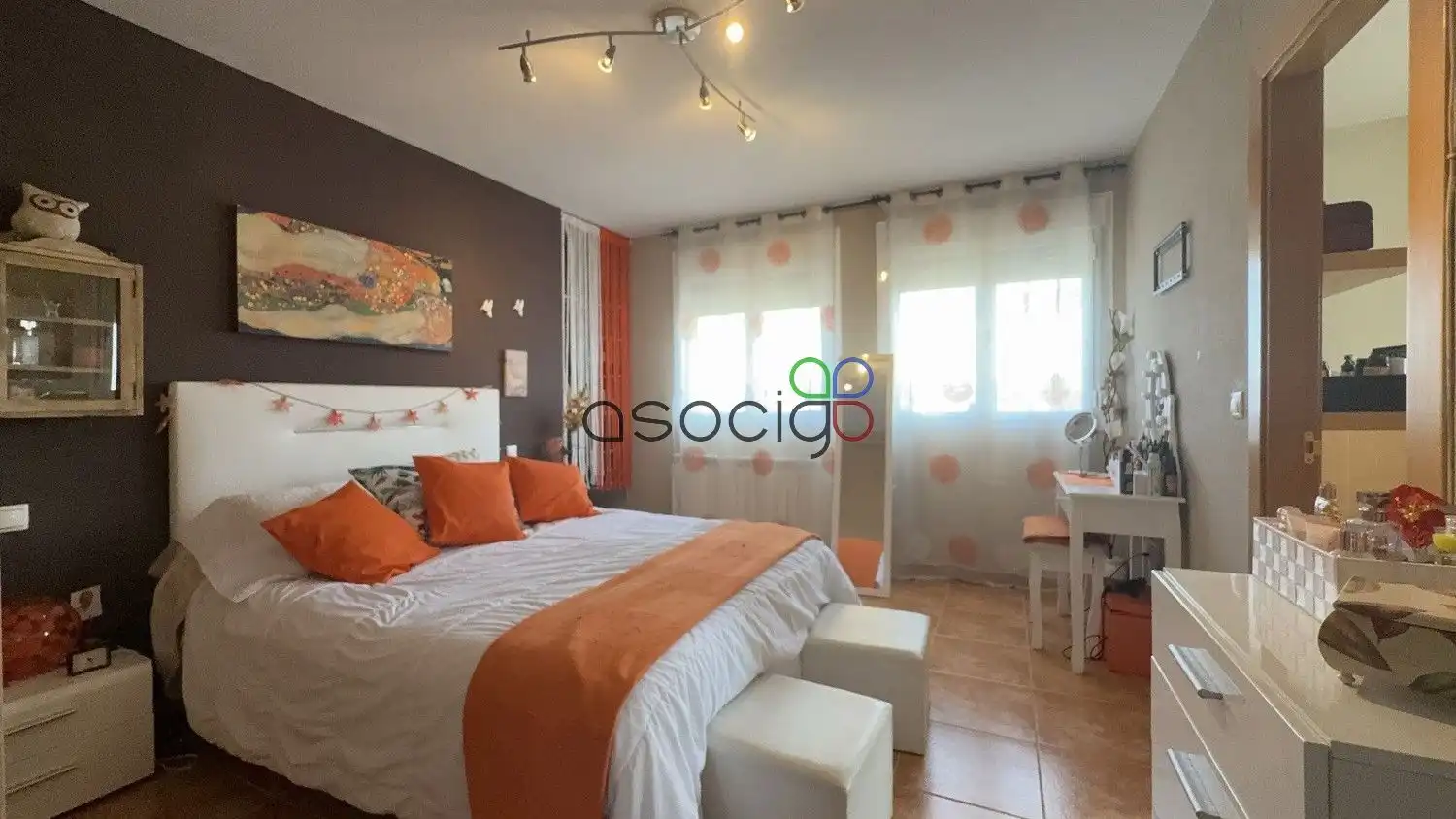 Habitación de Casa adosada en venta en Cabanillas del Campo con Calefacción, Jardín privado y Terraza