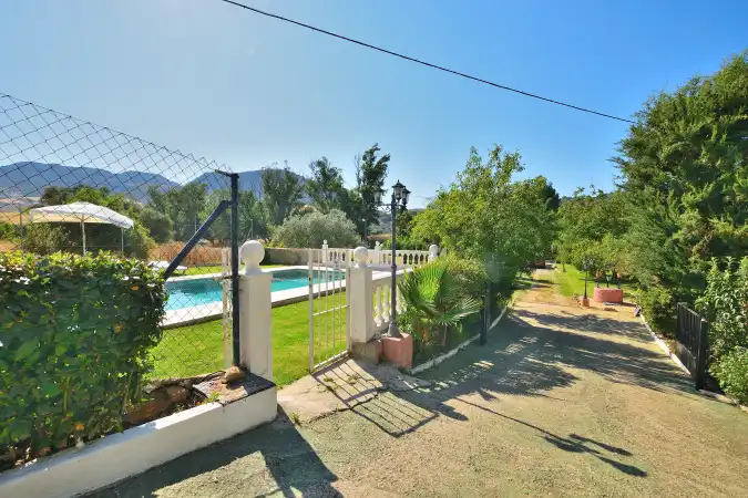 Finca rústica en venda a N/A, Benaoján