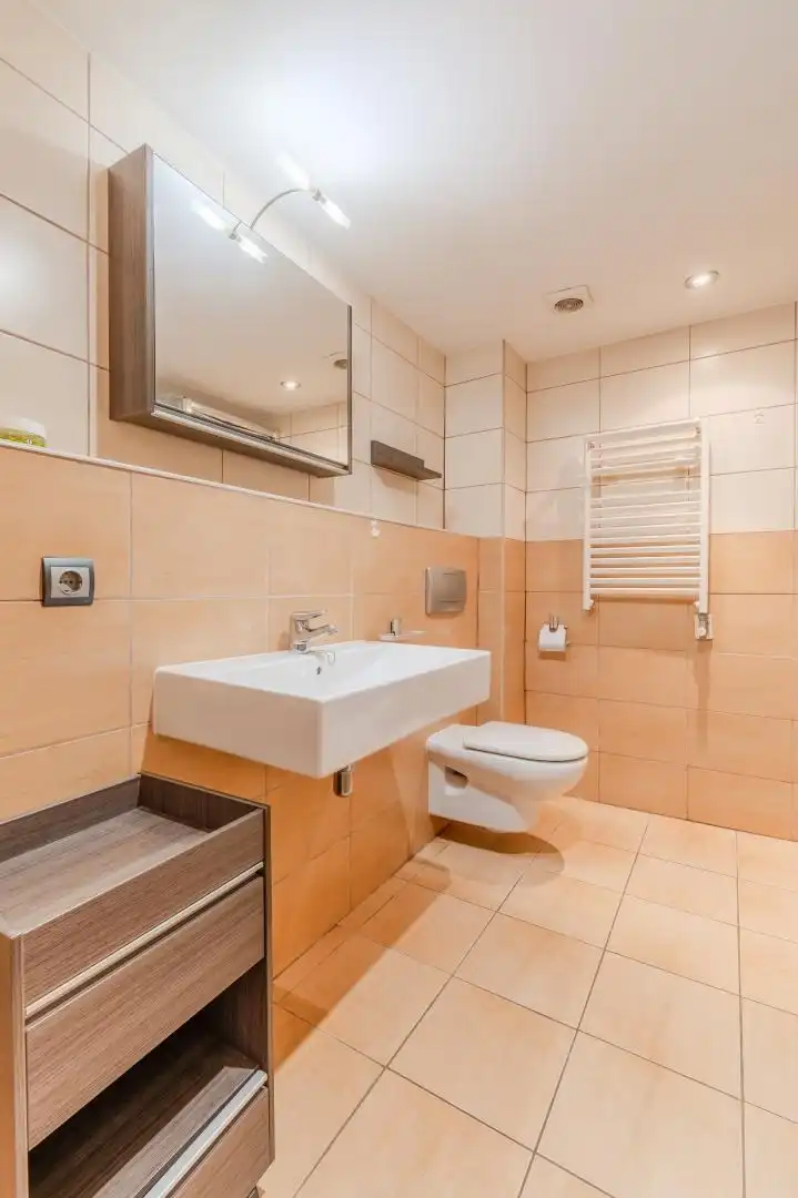 Baño de Piso en venta en Cassà de la Selva con Aire acondicionado, Calefacción y Terraza