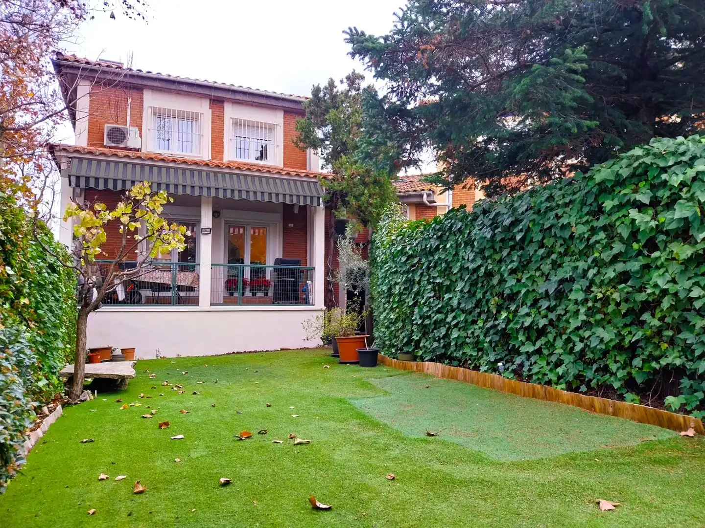 Jardín de Casa o chalet de alquiler en  Madrid Capital con Aire acondicionado, Calefacción y Jardín privado