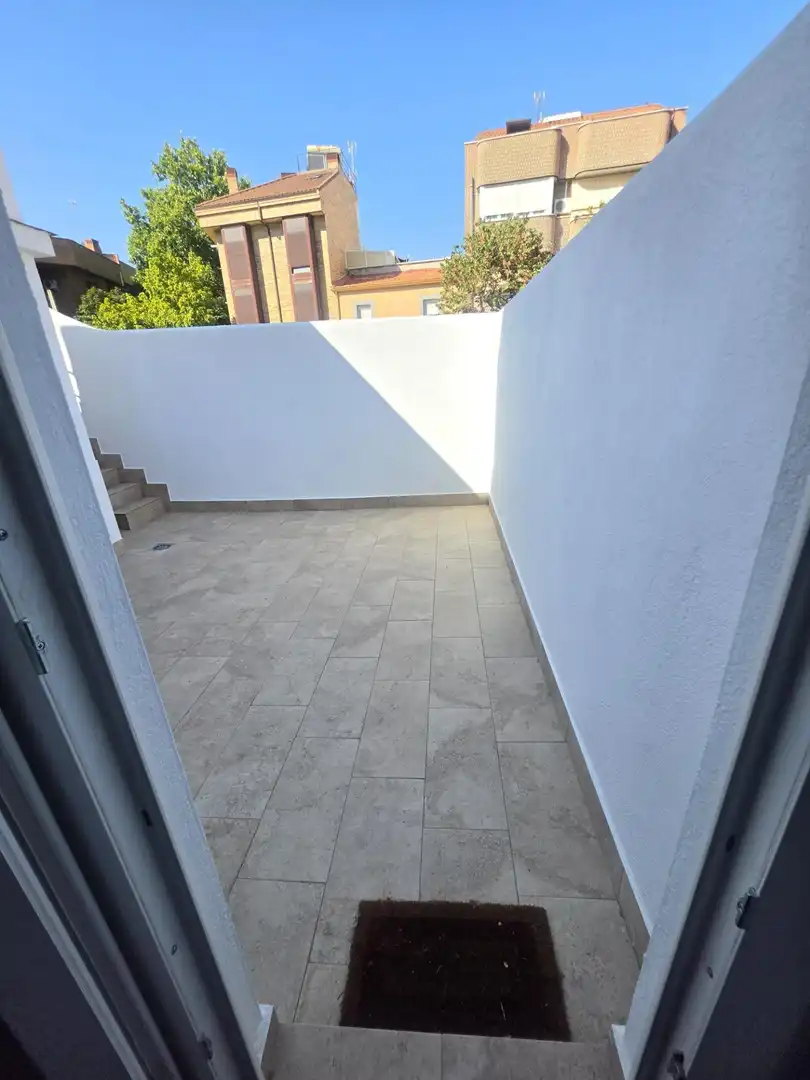 Terrace of Houses for sale in Pinto  with Air Conditioner and Terrace