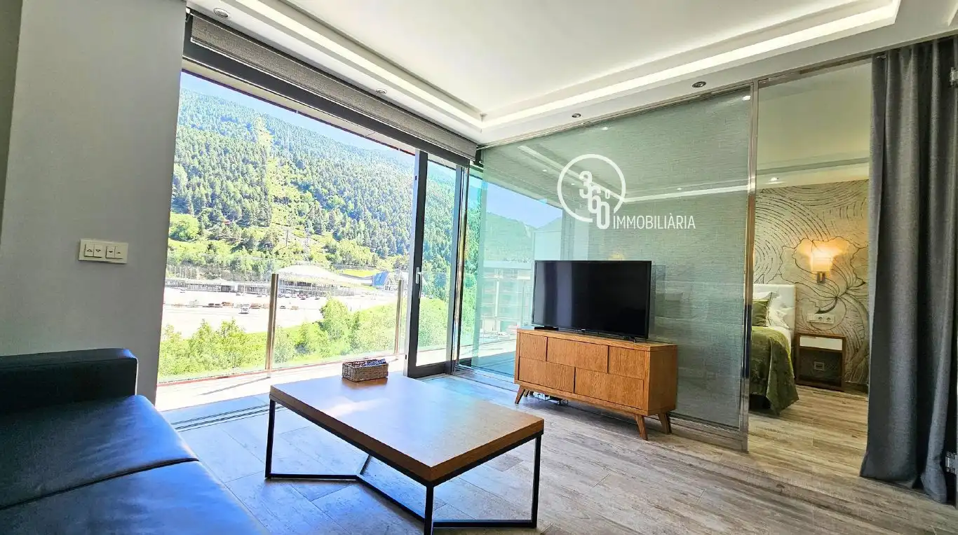 Piso con ascensor en venta en El Tarter