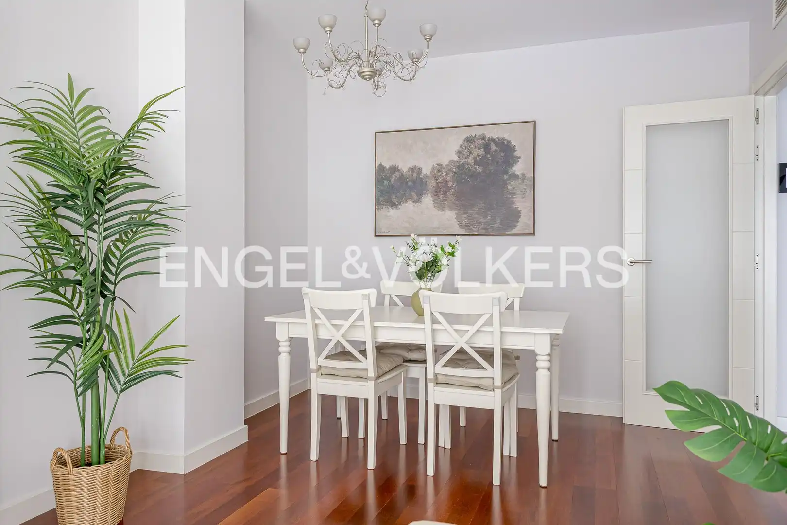 Flat for rent in Adelfas