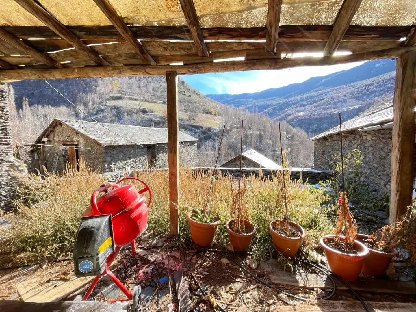Vista exterior de Finca rústica en venda en Esterri de Cardós