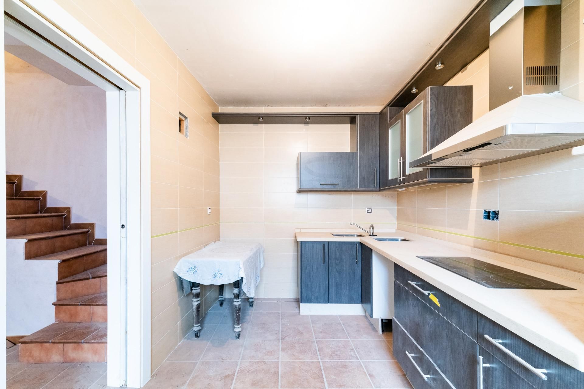 Kitchen of House or chalet for sale in Colomera