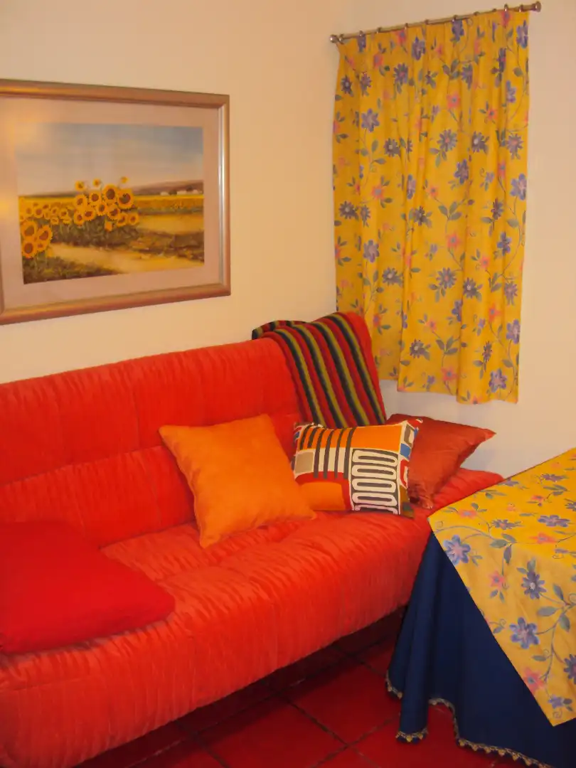 Estudio de alquiler en Calle Capuchinas, 8, Centro - Sagrario