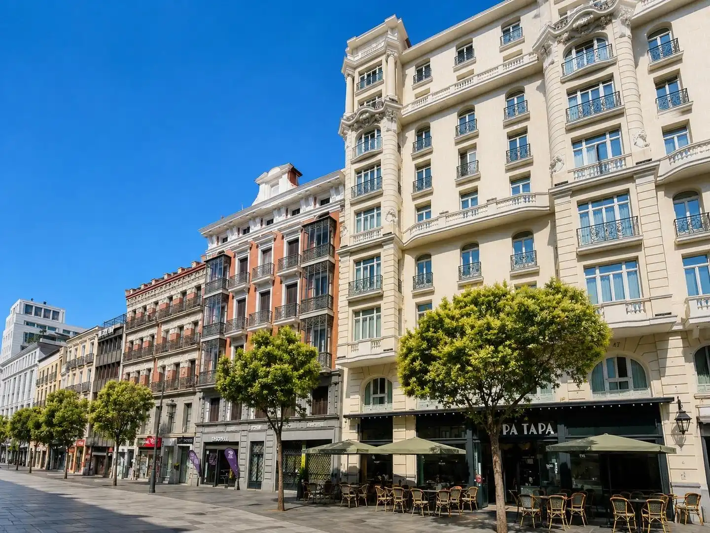 Vista exterior de Pis en venda en Madrid amb Aire condicionat, Calefacció i Moblat