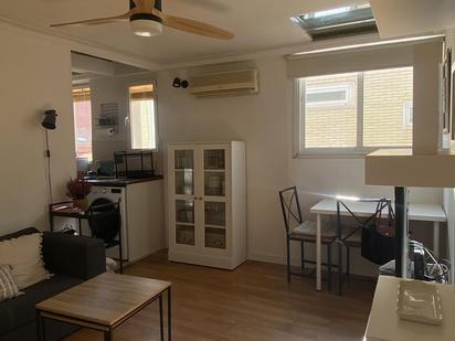 Dining room of Duplex to rent in  Madrid Capital  with Air Conditioner, Heating and Furnished