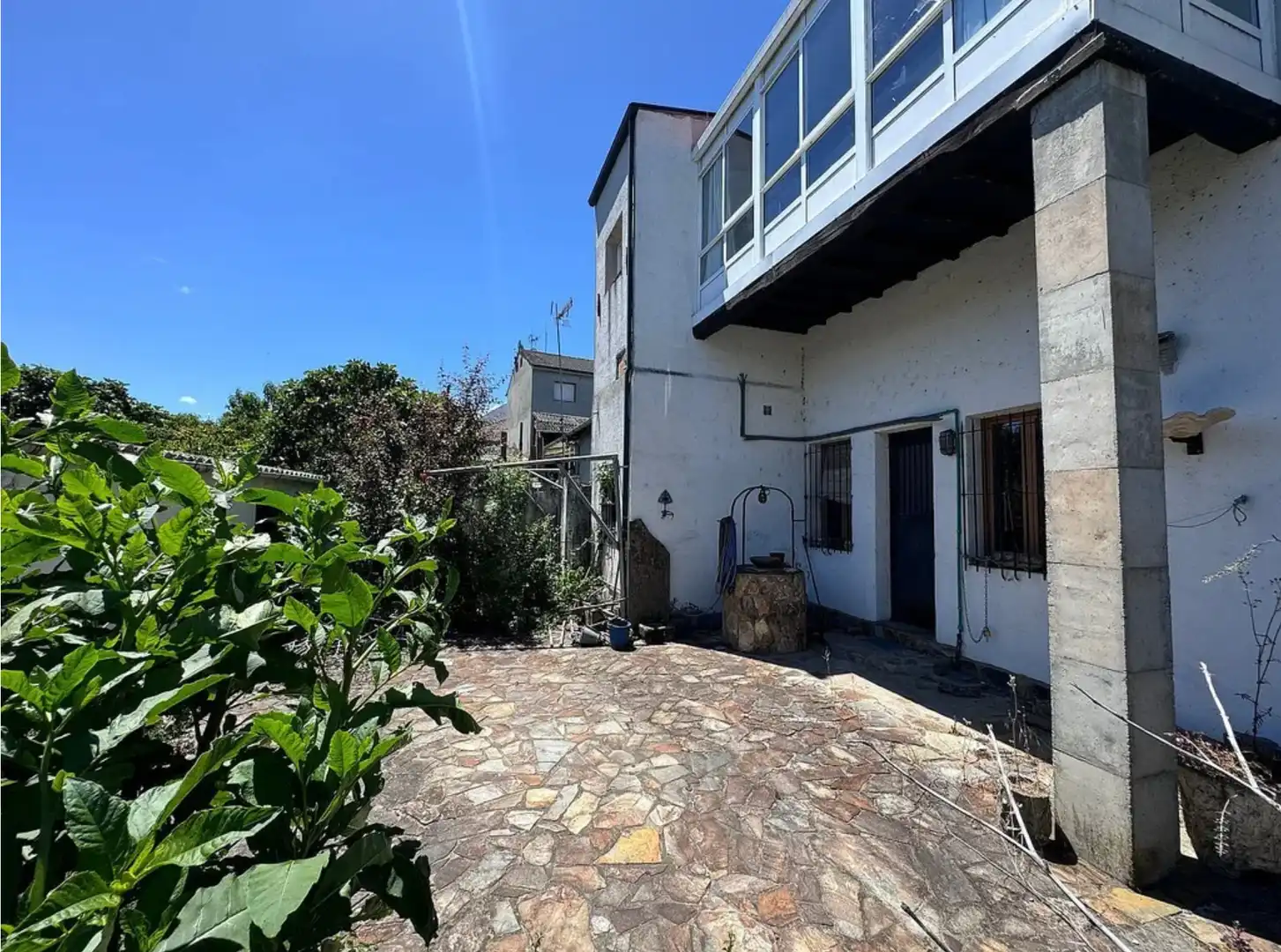 Vista exterior de Casa o xalet en venda en Bóveda amb Calefacció, Jardí privat i Moblat