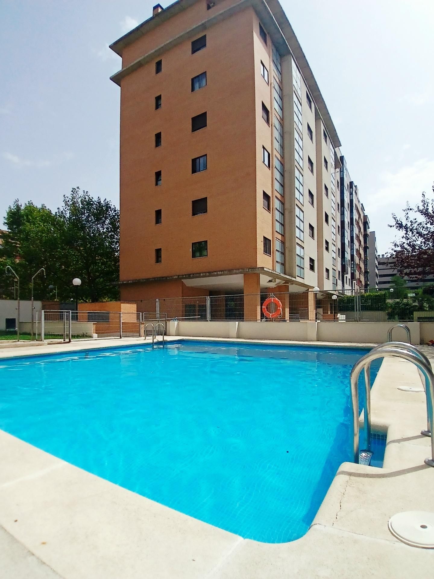 Study to rent in Calle EMBALSE DE NAVACERRADA, Ensanche de Vallecas - La Gavia
