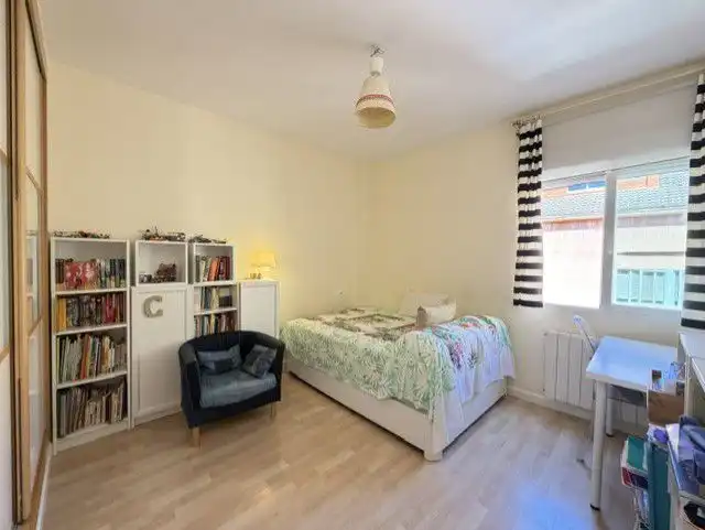 Habitación de Piso en venta en Badajoz con Aire acondicionado, Calefacción y Terraza