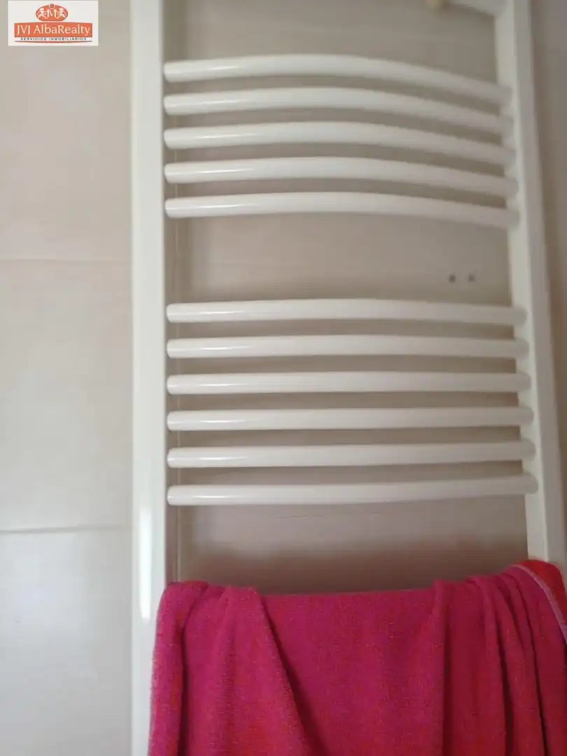 Bany de Casa adosada en venda en Valdeganga amb Calefacció i Balcó