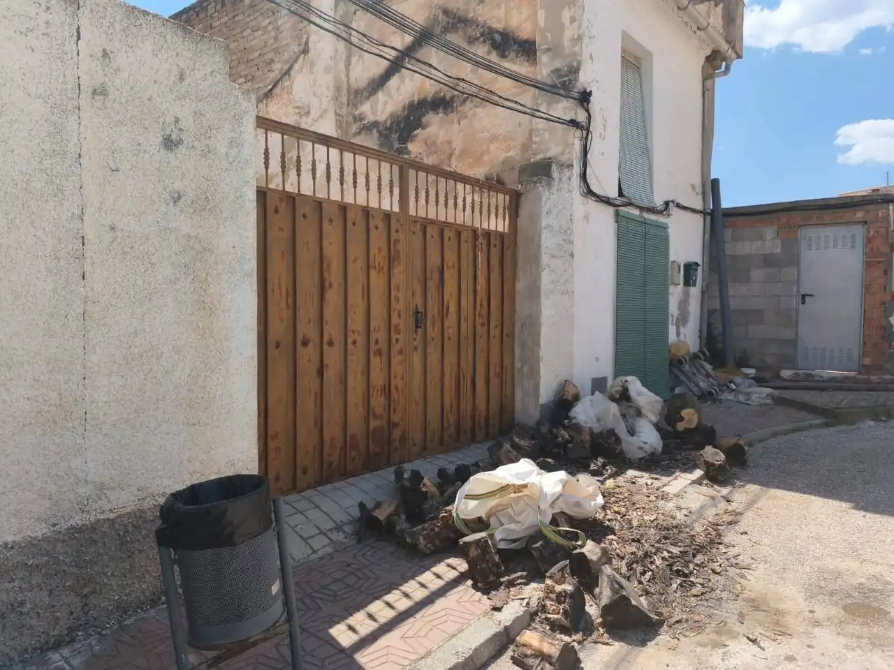 Exterior view of Houses for sale in Escúzar  with Private garden