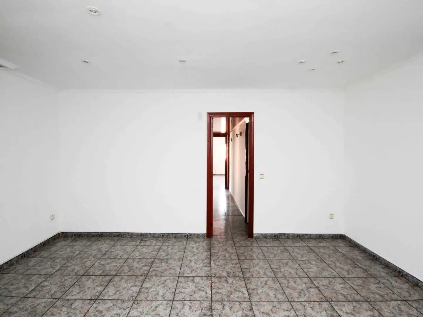 Piso en venta en Montcada i Reixac con Piscina comunitaria
