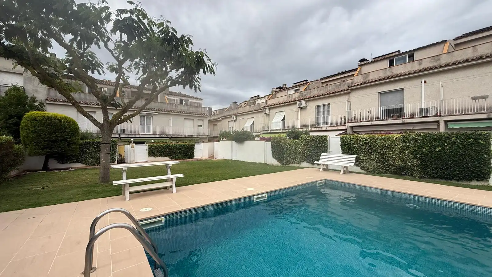 Piscina de Casa adosada en venta en Palafrugell con Aire acondicionado, Calefacción y Jardín privado
