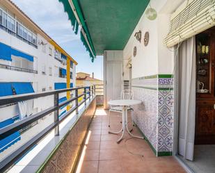 Vista exterior de Pis en venda en Marbella amb Terrassa
