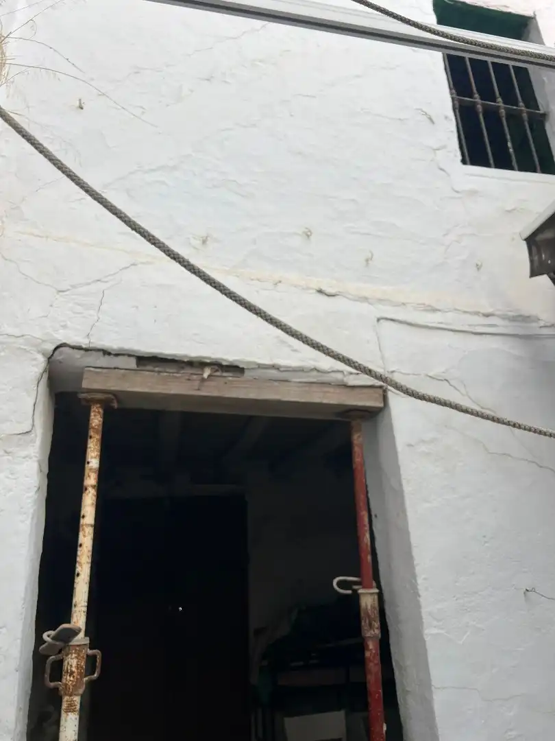 Vista exterior de Casa o xalet en venda en Coria del Río amb Balcó