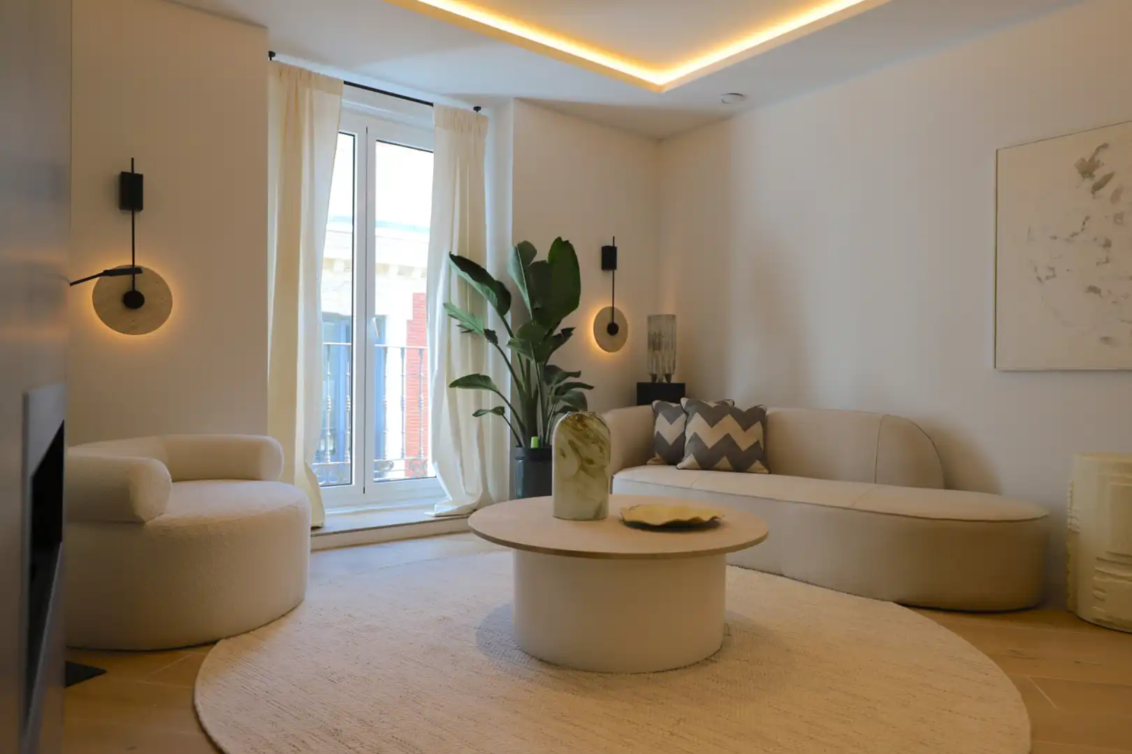 Living room of Houses for sale in Madrid  with Air Conditioner, Heating and Parquet flooring