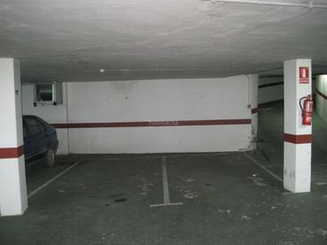 Individual de lloguer a Calle Serrano Clavero 3