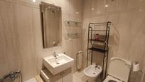Bathroom of Flat for sale in Teo  with Storage room and Furnished