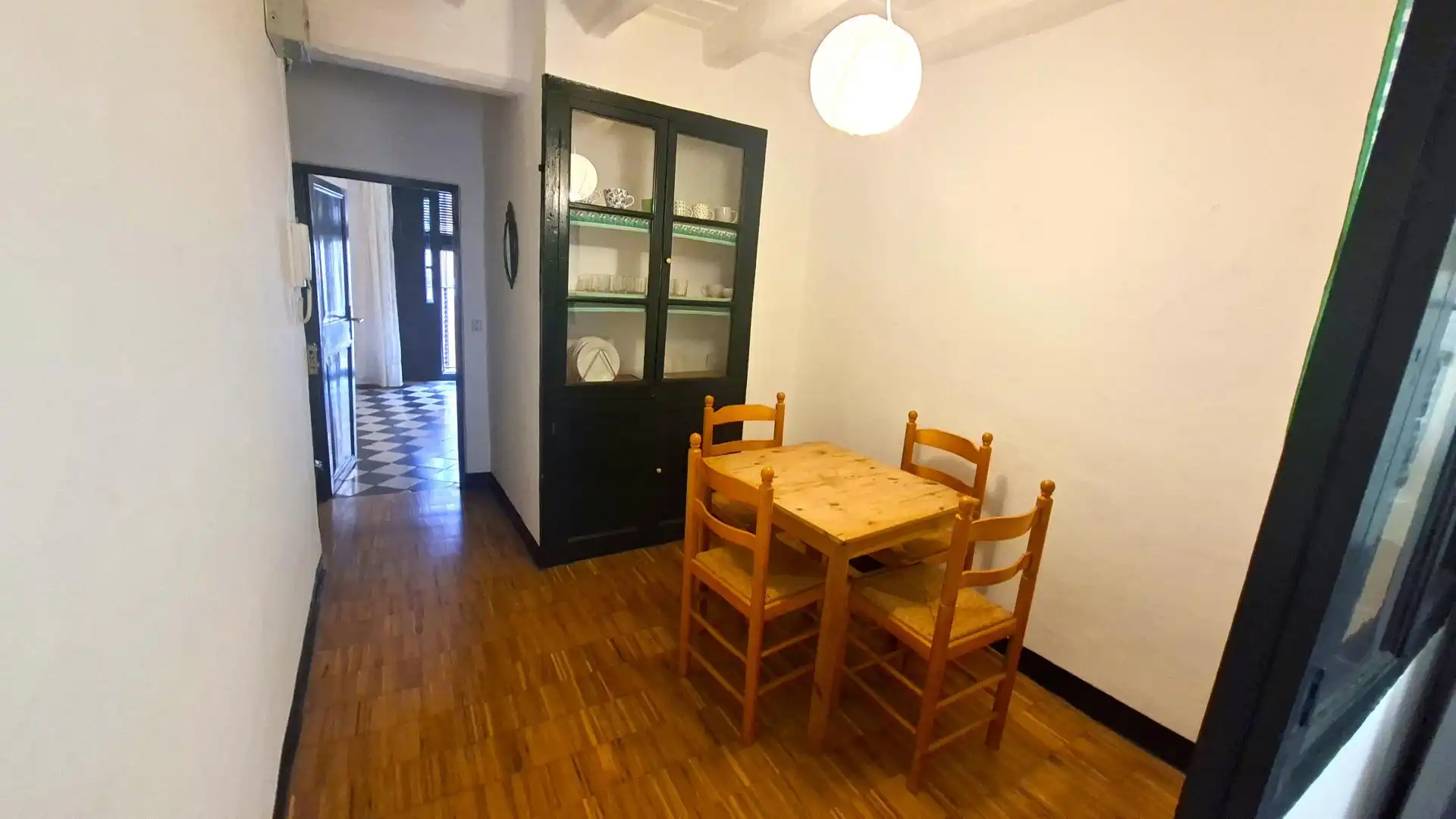 Piso de alquiler en Girona, Girona