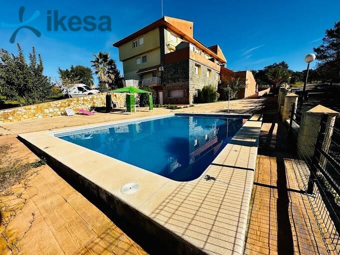 Swimming pool of Flat for sale in El Garrobo  with Private garden, Terrace and Balcony