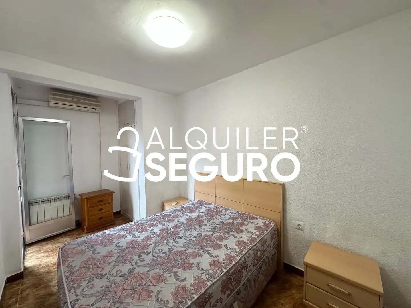 Bedroom of Flat for rent in Ciudad Lineal