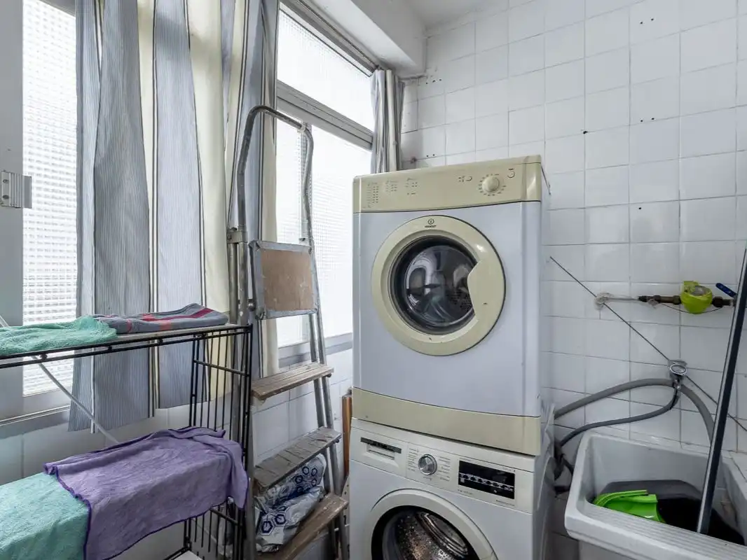 Flat with lift for sale in Calle Carlos Pareja 4, imagen 7