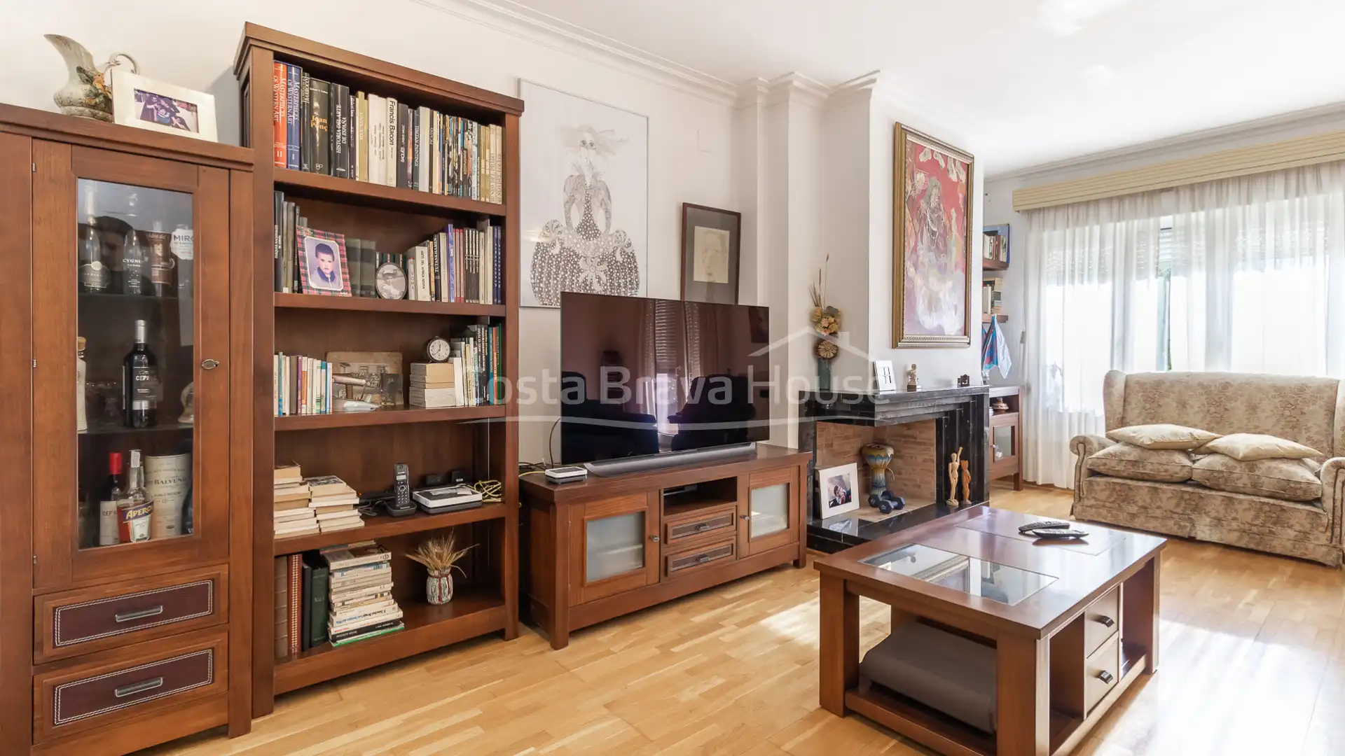 Sala d'estar de Casa adosada en venda en Palafrugell amb Calefacció, Jardí privat i Parquet
