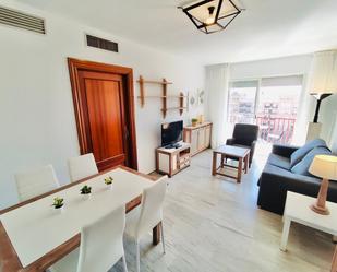 Living room of Flat to rent in  Granada Capital  with Air Conditioner, Terrace and Balcony